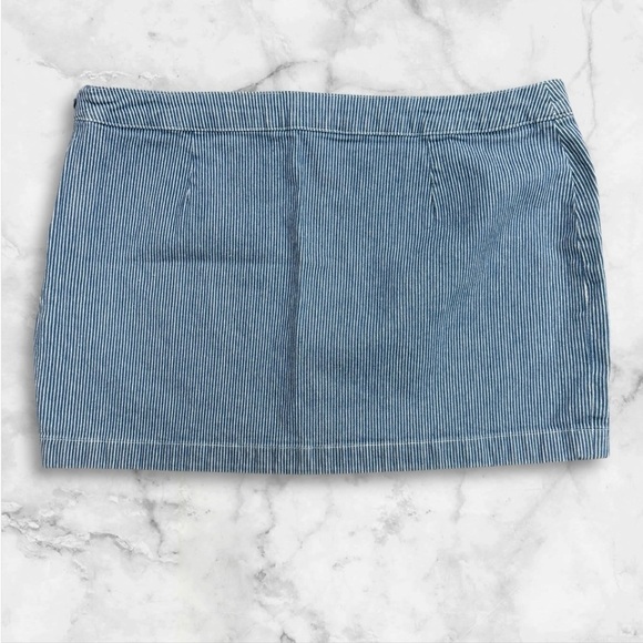 Abercrombie & Fitch Women’s Blue Striped Embroidered Denim Mini Skirt 10/30 - Picture 2 of 6